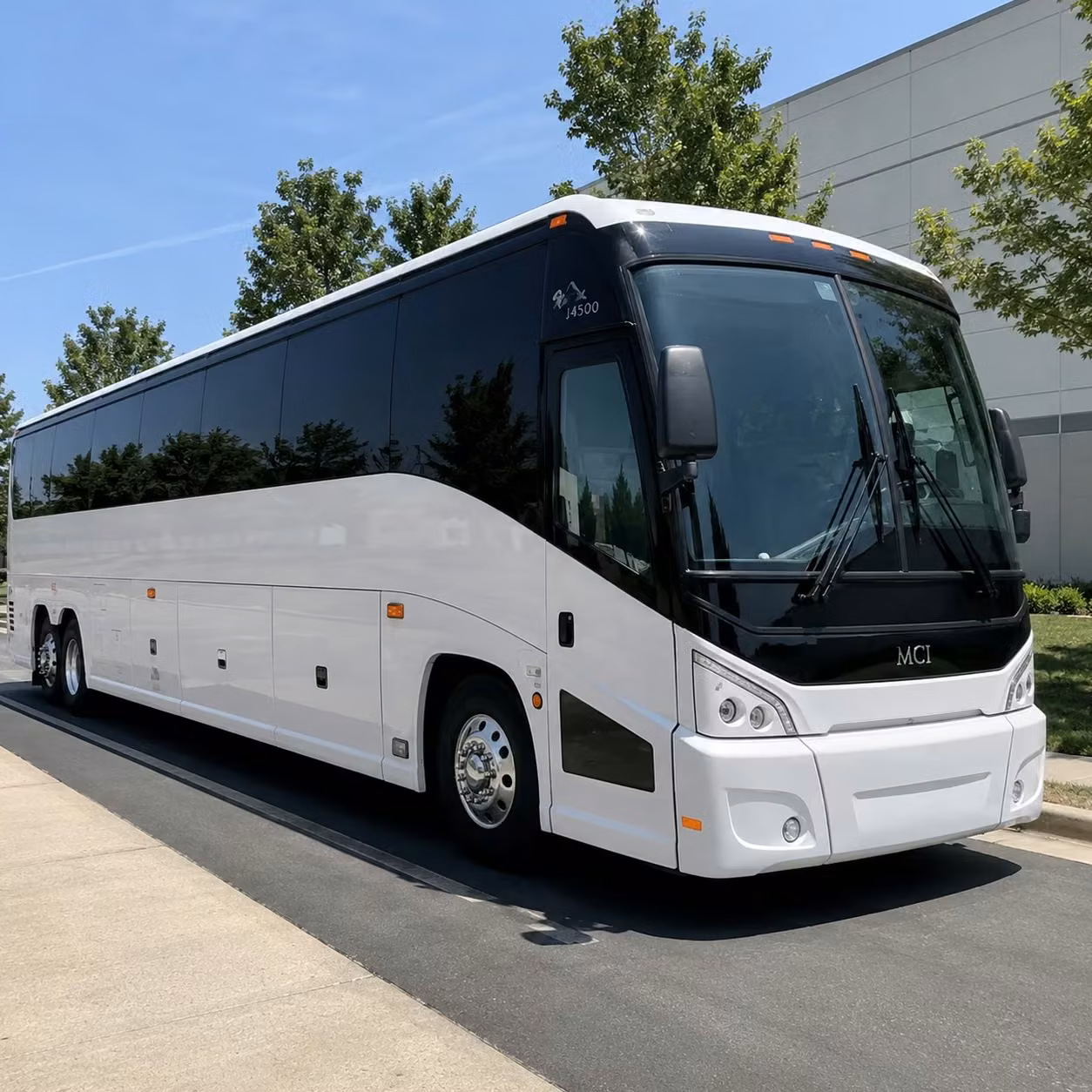 choosing the right bus for military personnel transportation in tallahassee