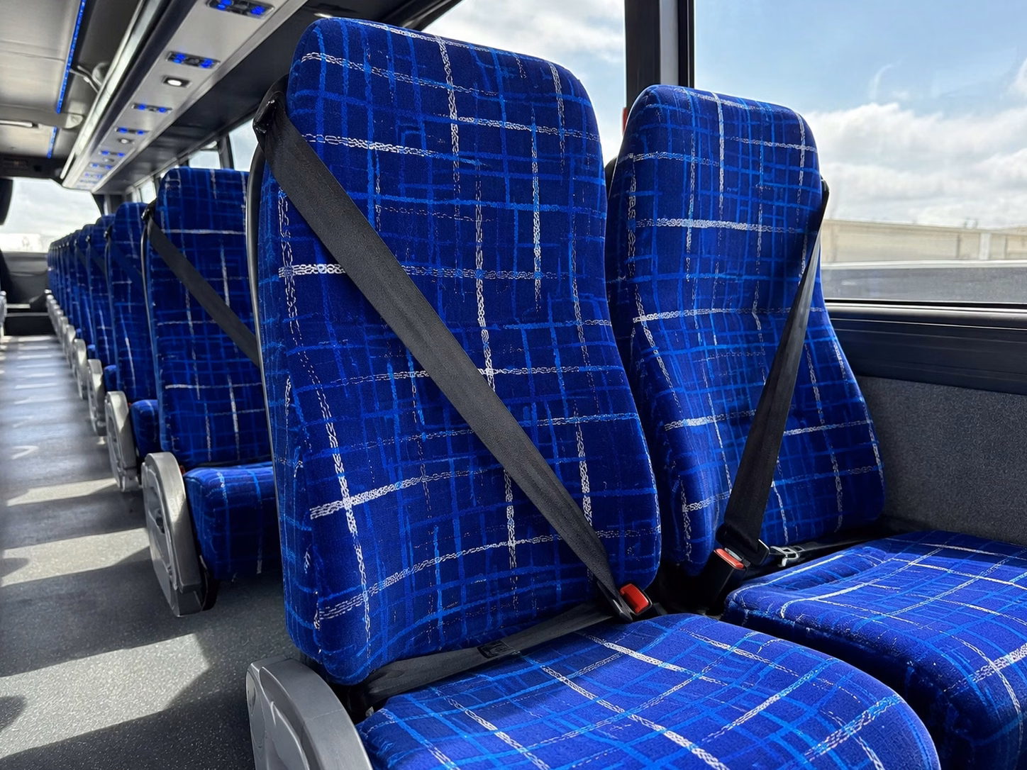 day of the week does it change what a charter bus costs in tallahassee florida