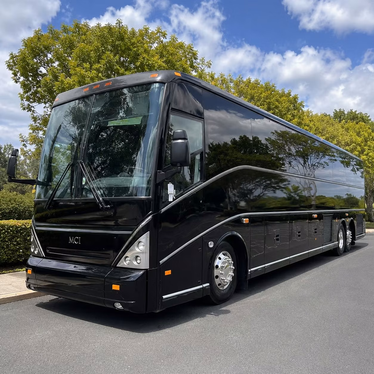 sports fan and tailgate group transportation from tallahassee